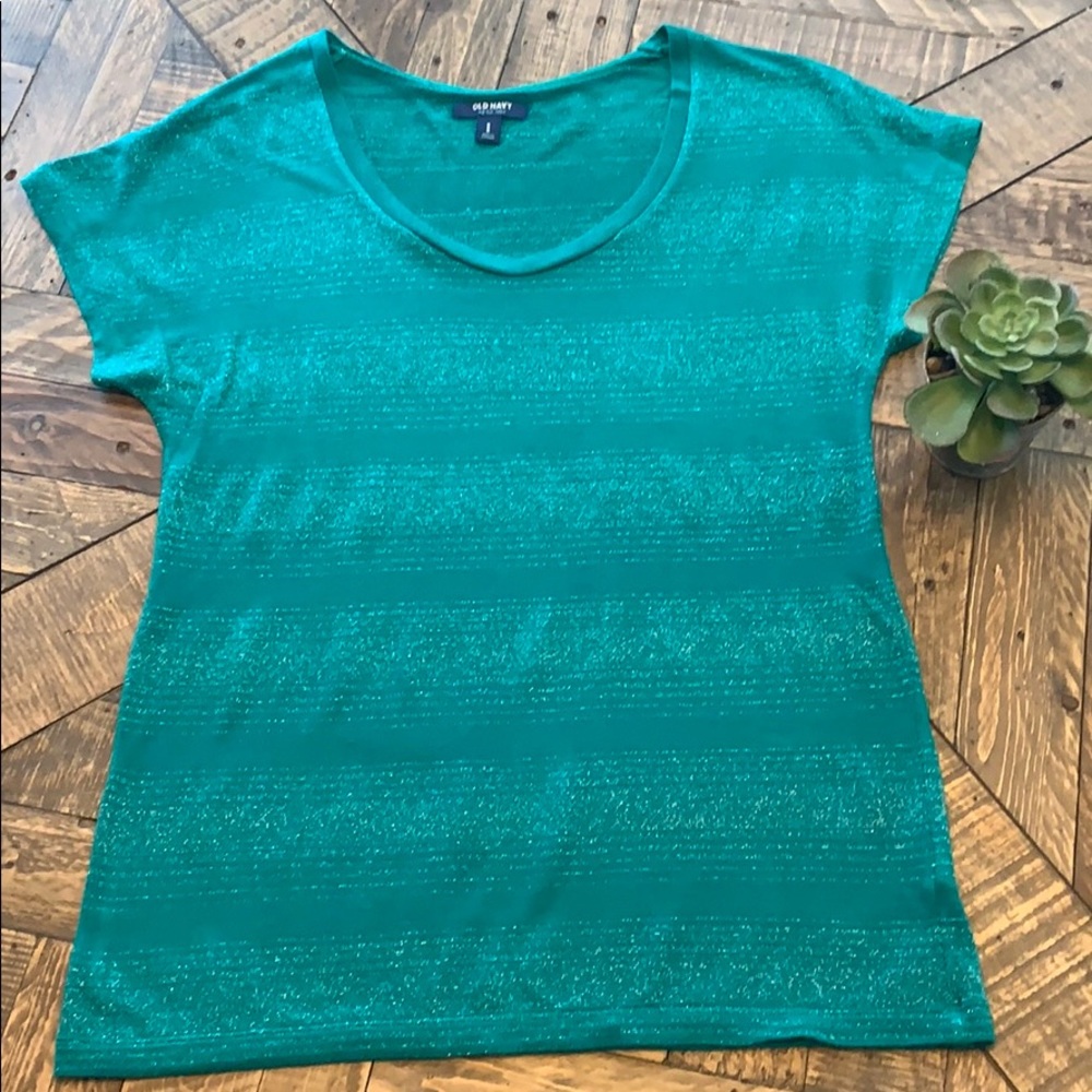 NWOT Green and Silver Old Navy Tee